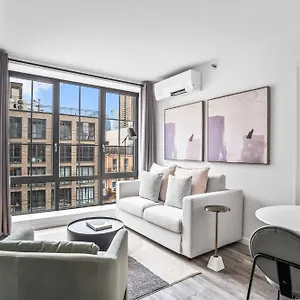 Modern 2-br With Southern Views Apartment