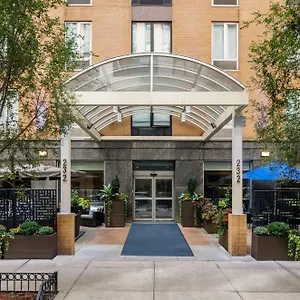 Express Chelsea By Ihg Hotel